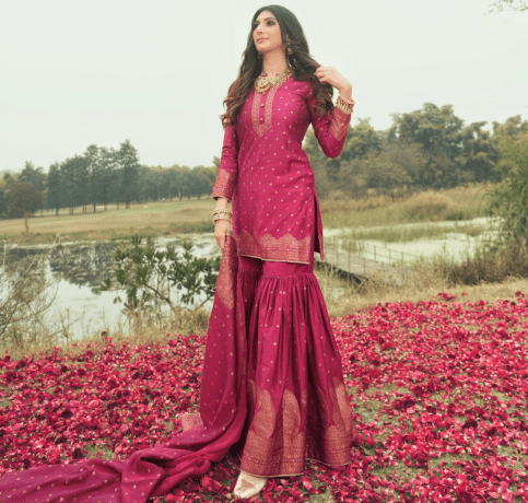 best ethnic wear for women and men in raipur