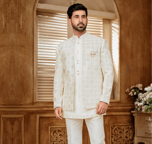 best ethnic wear for women and men in raipur
