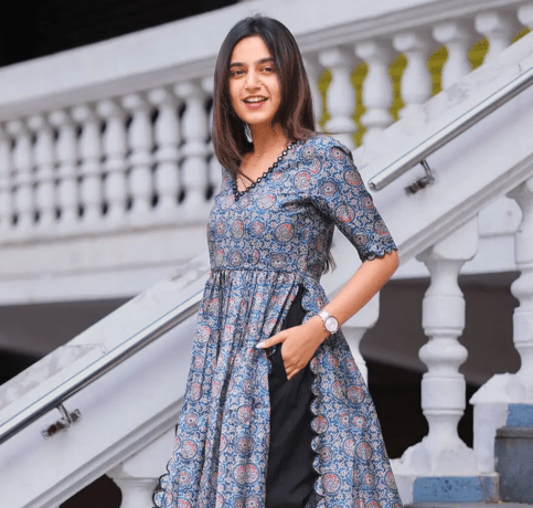 best ethnic wear for women and men in raipur